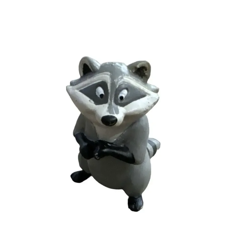 Disneys’s Pocahontas Toys - Chief Powhatan & Meeko The Raccoon